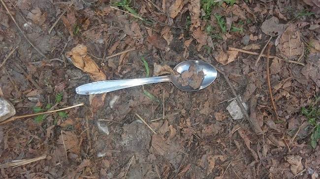 Špricevi narkomana pored vrtića 2 špricevi