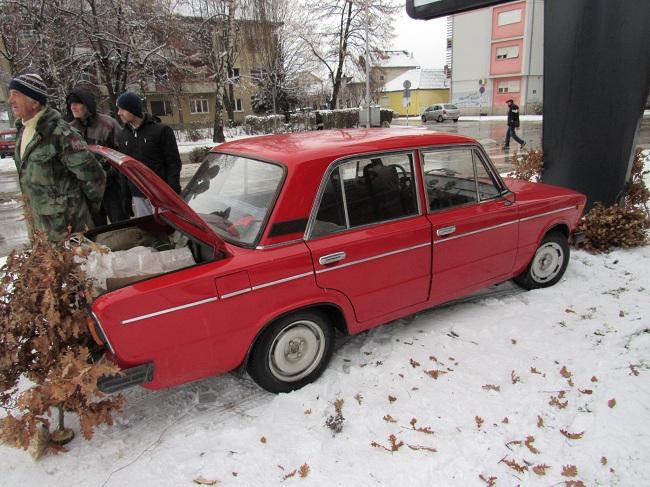 Čačanin ne da ladu ispod 3.000 evra zbog Putina i grejanja 4 lada1