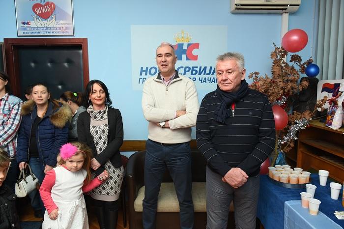 Božić Bata i ove godine posetio Novu Srbiju 4 Bozic Bata