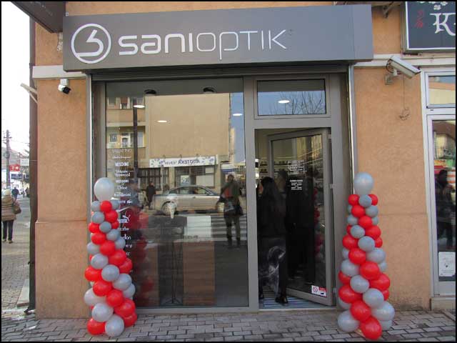 sani-3