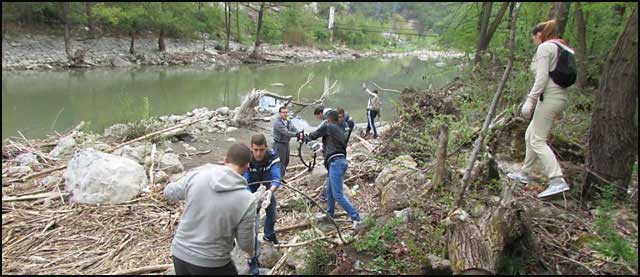 Zagađenje kao stalna pretnja 3 Akcija-ciscenja-u-Ovcar-Banji