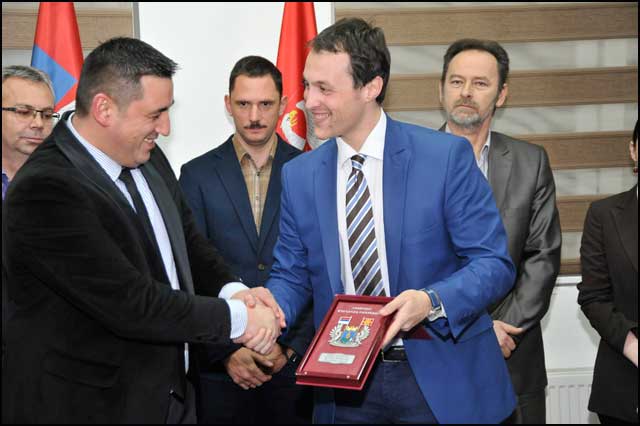 kos-mitrovica-2