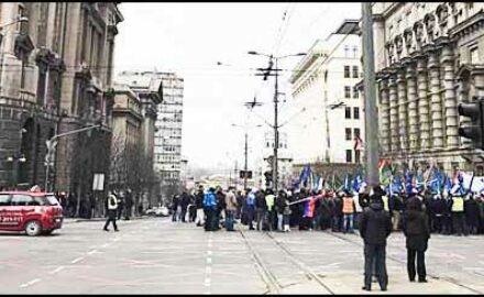protest-vojska-policija