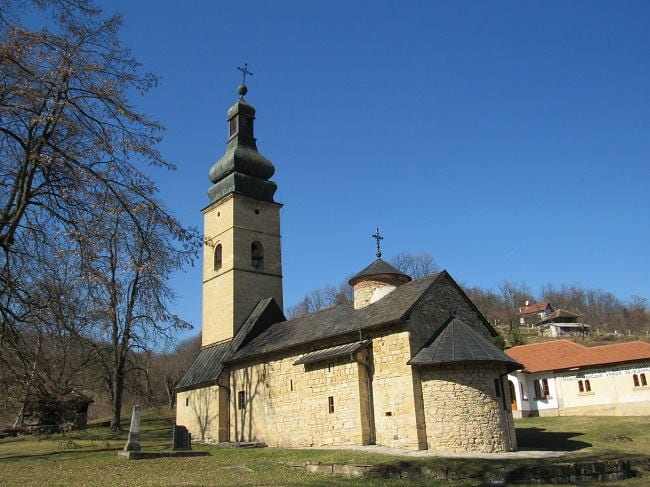 Lepotica Jelica nad Čačkom i Dragačevom 3 ježevica crkva