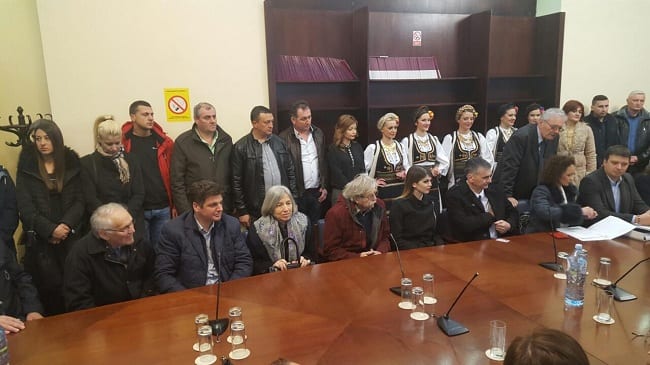 Predsednik Čajetine predao potpise (FOTO) 1 stamatović