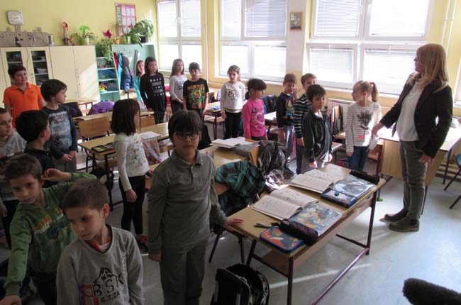 Čačanski osnovci rade vežbe svaki dan 4 OŠ Milica Pavlović