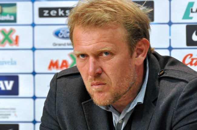Prosinečki tipuje za školu u Zablaću kod Čačka 1 robert prosinecki