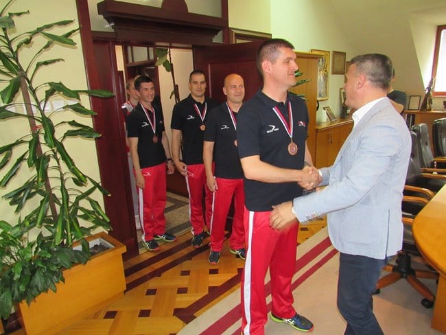 Odbojkašice Borca treće u Srbiji. Prijem kod gradonačelnika 5 Odbojkaški klub Borac