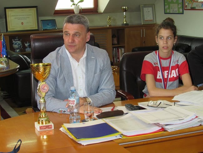 Odbojkašice Borca treće u Srbiji. Prijem kod gradonačelnika 4 Odbojkaški klub Borac