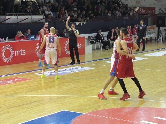 Neizvestan meč, Borac pobedio 4 KK Borac