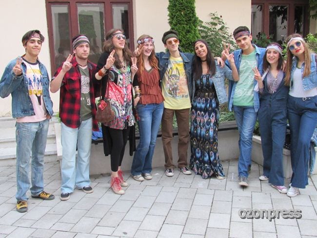 Održan još jedan maskenbal u Gimnaziji (FOTO) 7 Maskenbal Gimnazija