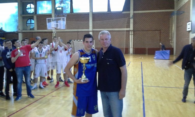 Kadeti Mladosti prvaci regiona Zapadne Srbije 2 kk mladost