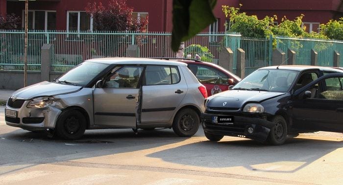 Udes u Balkanskoj ulici (FOTO) 1 udes