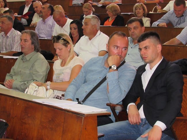 Burna sednica Skupštine grada 9 skupstina5