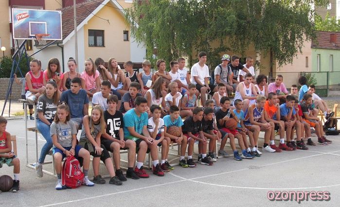 Počeo basket turnir ,,Sprajtovo'' (FOTO) 2 sprajtovo1
