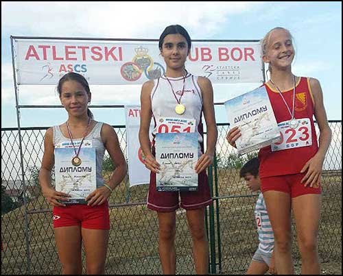 14 medalja za AK ČAAK 7 caak Aleksandra Bor 2