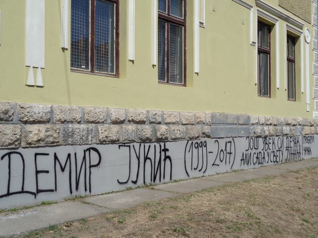 Vandali aktivni i ispred policije (FOTO) 1 sokolana