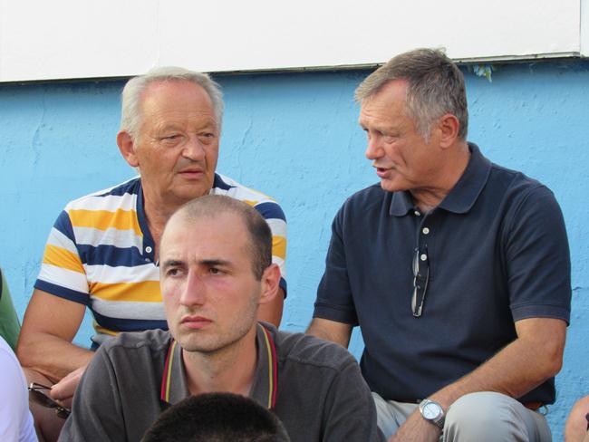 zelovo11