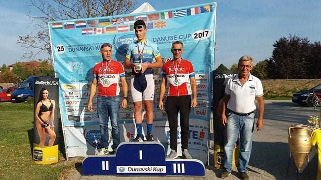 Uspešan završetak sezone za BK Borac (FOTO) 5 Slavisa Veskovic i Toni Smiljanic na postolju DUNAVSKOG KUPA
