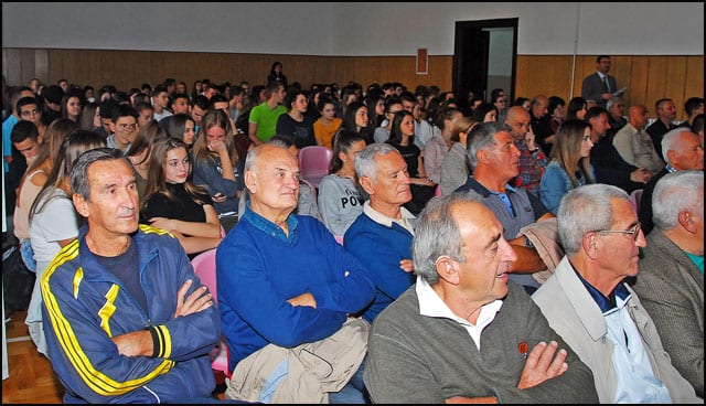 Sportisti evocirali uspomene u čačanskoj Gimnaziji (FOTO) 20 gimnazija-sport-1