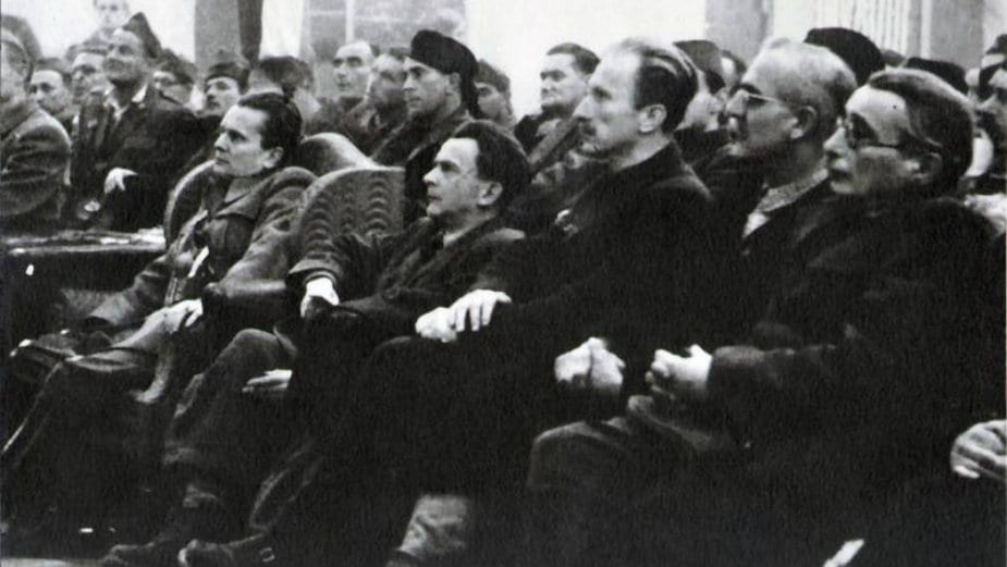 Praznik koji se ne slavi već 15 godina – 29. novembar 2 Drugo zasedanje AVNOJ A v Jajcu