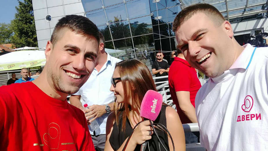 Dveri