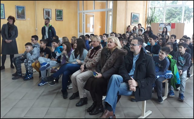 Robert Takarič u OŠ "Tatomir Anđelić" 4 pesnik-4