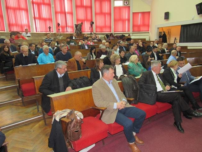 Vlast se uplašila, ne dozvoljava formiranje anketnog odbora 1 skupstina