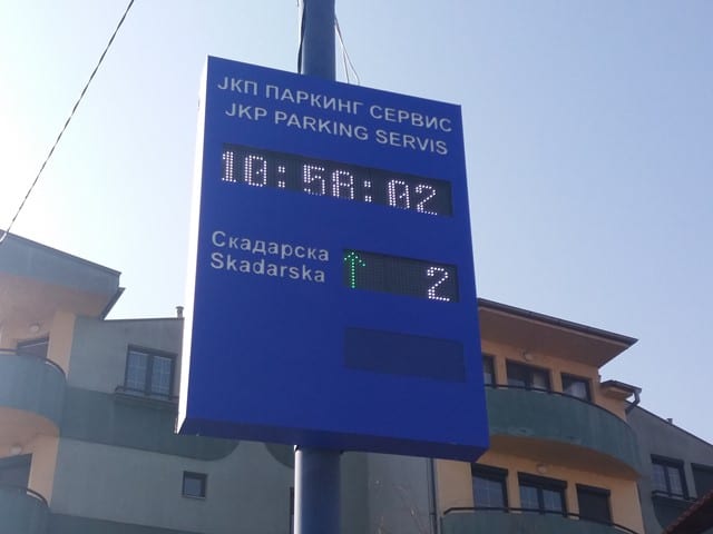 Postavljeni displeji za parking mesta 1 displej1
