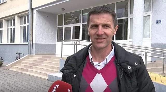 Voćari razočarani u lokalnu vlast: Potcenili su selo, našu decu (video) 2 Ivan Glišić