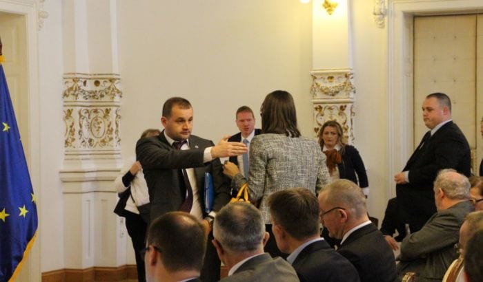 Sudije, tužioci, advokati napustili javnu raspravu o izmenama Ustava 1 napustanje.rasprave.stefanovic.1