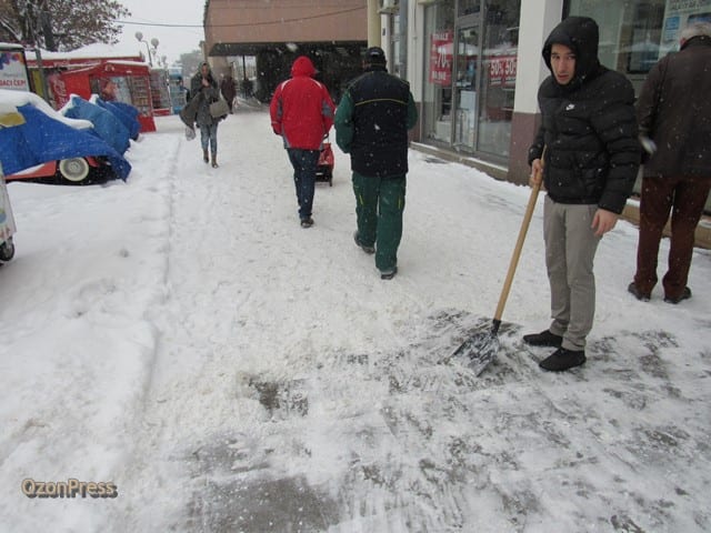 Još dva dana snega, pa kiša i susnežica (FOTO) 4 Sneg Čačak