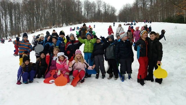 Dan na snegu učenika OŠ Tanasko Rajić (FOTO) 3 katici6