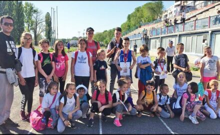 Atletičari-Atletske-škole-ČAAK--u-Kraljevu