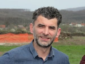 Meštani Gornje Atenice: Sve sami radimo, grad ne da ni rasvetu 2 Milan Bojović