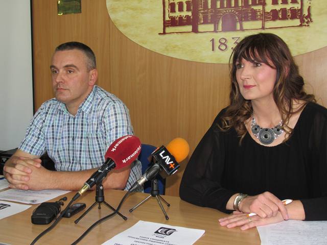 Čačanski prosvetari podržavaju protest 25. aprila 2 soc