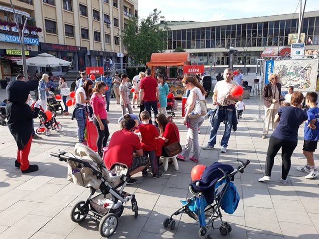 Dveri: Deca su budućnost Srbije 2 Dveri2
