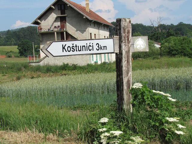 Izlet u Koštuniće (FOTO) 11 kostunici tabla