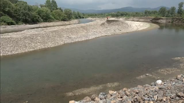 Ojačana obala Zapadne Morave u Zablaću 1 morava2 1