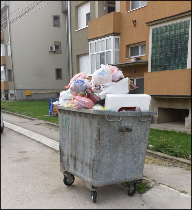 Problemi sa odnošenjem smeća 4 smeće-2