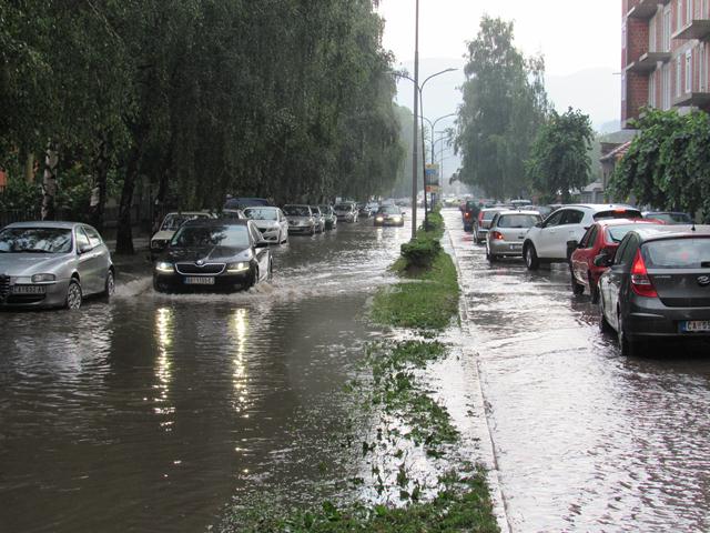 Čačak na vodi (FOTO, VIDEO) 13 kisa1