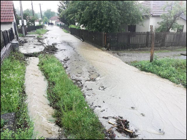 Čačak na vodi (FOTO, VIDEO) 15 poplava 8