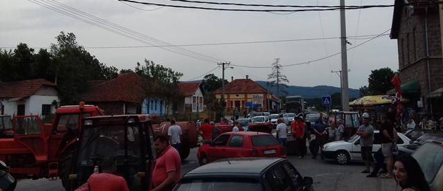 I Bresničani blokirali saobraćaj 2 protest2