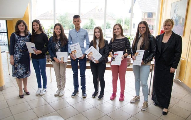 Izuzetan uspeh učenika OŠ Tatomir Anđelić u godini jubileja 1 tatomir andjelic4