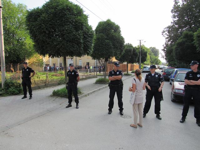 Radnici još jednom odbranili FRA, policija blokirala novinare i odbornike 1 FRA2