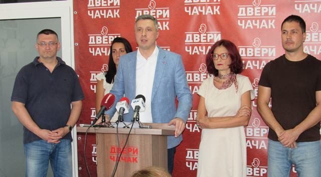 Srbijom vlada mafijaški režim, svi beže, zato formiramo Savez za Srbiju 1 dveri 3