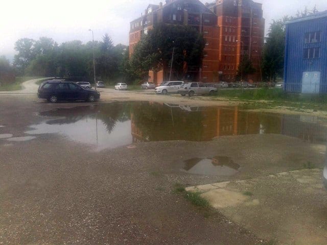 Kej: Preko bara i blata do stana 3 kej2