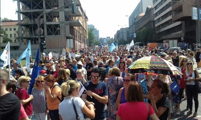 Održan protest prosvetnih radnika 1 protest2