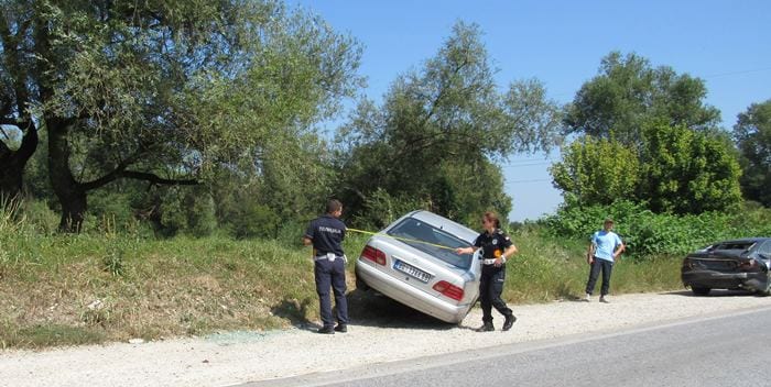 Gužva na putevima, manji udes u Parmencu (FOTO) 2 udes