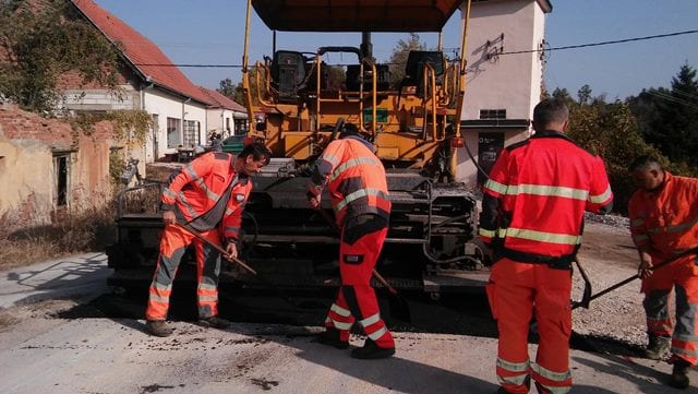 Počelo asfaltiranje puta Ježevica-Rajac (FOTO) 2 jezevica